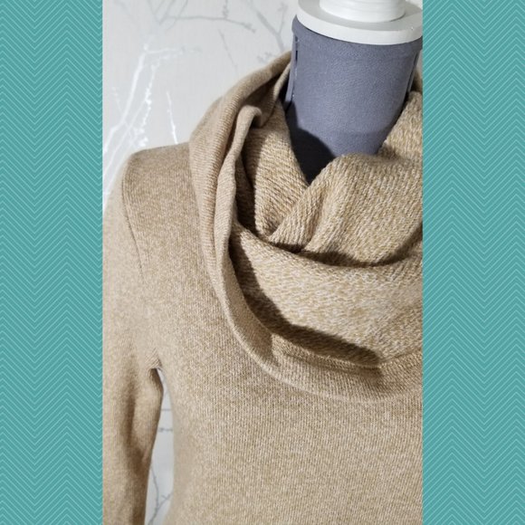 J. Crew Heathered Beige Oatmeal Funnel Neck Sweatshirt - Picture 2 of 5
